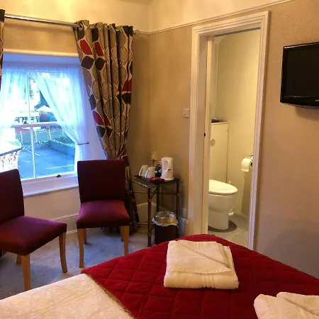 Pensionat Tarn Hows 4*