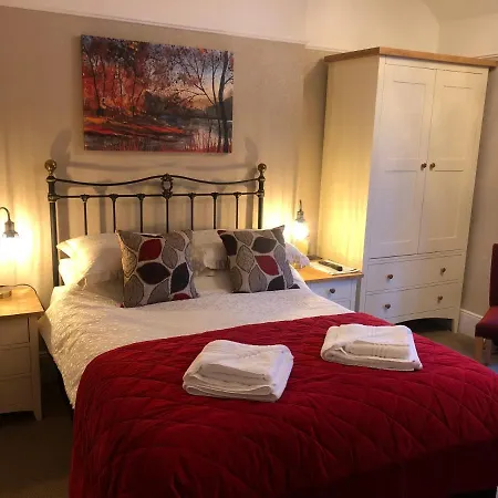 Tarn Hows Guest house 4*